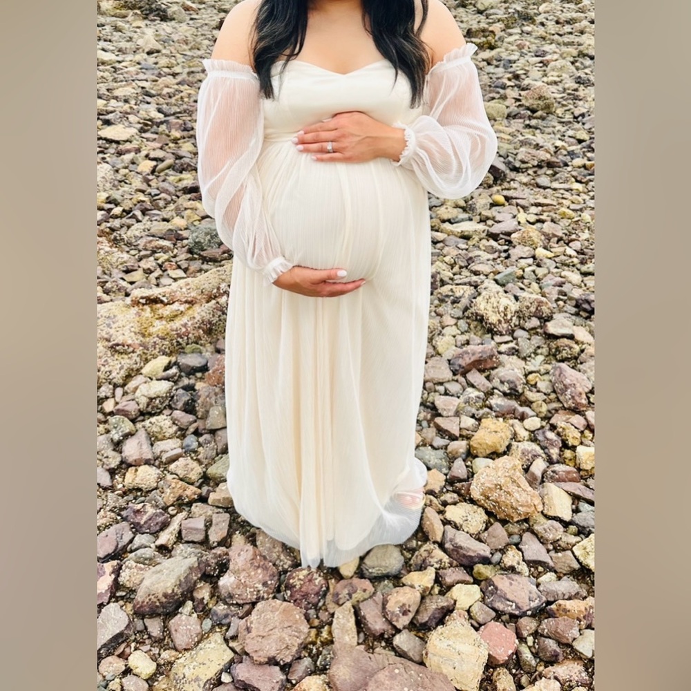 Maternity off the shoulder tulle dress